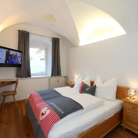 Apartment In Fuegen Near Spieljochbahn, Cleaning Included Appartement