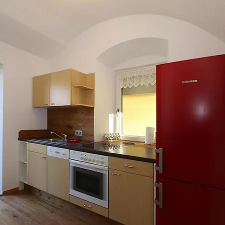 Appartement Apartment In Fuegen Near Spieljochbahn, Cleaning Included