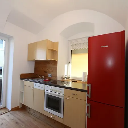 Apartment In Fuegen Near Spieljochbahn, Cleaning Included Appartement